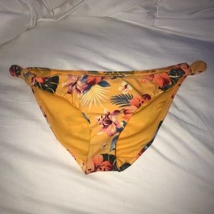 Hollister bikini bottoms